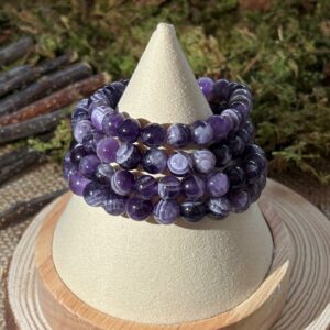 Bracelet Améthyste Rubanée – perles rondes (8 mm)