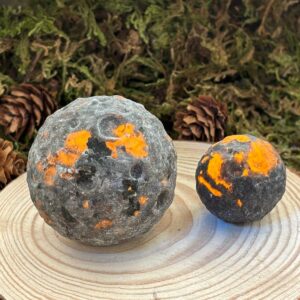 Lune Yooperlite, Réactive aux UV