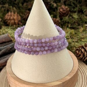Bracelet Lépidolite – perles rondes facettées (4 mm)