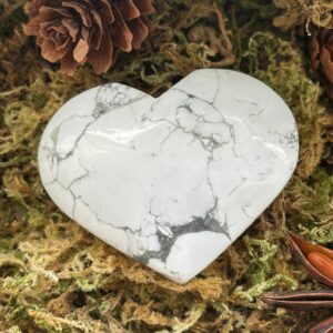 Coeur, Howlite