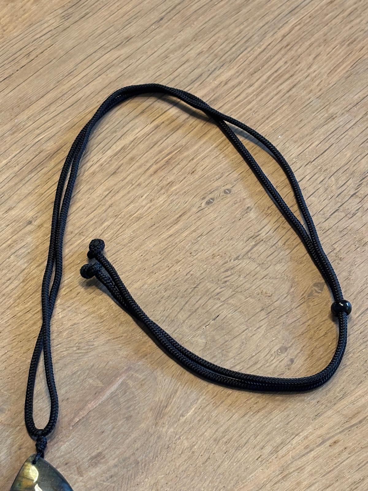 1-pendentif-labradorite-cordon-3