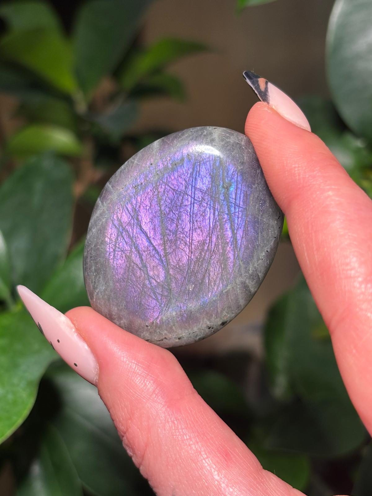 galet-labradorite-violette
