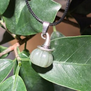 Pendentif Citrouille Sorcière, Aventurine Verte + Cordon